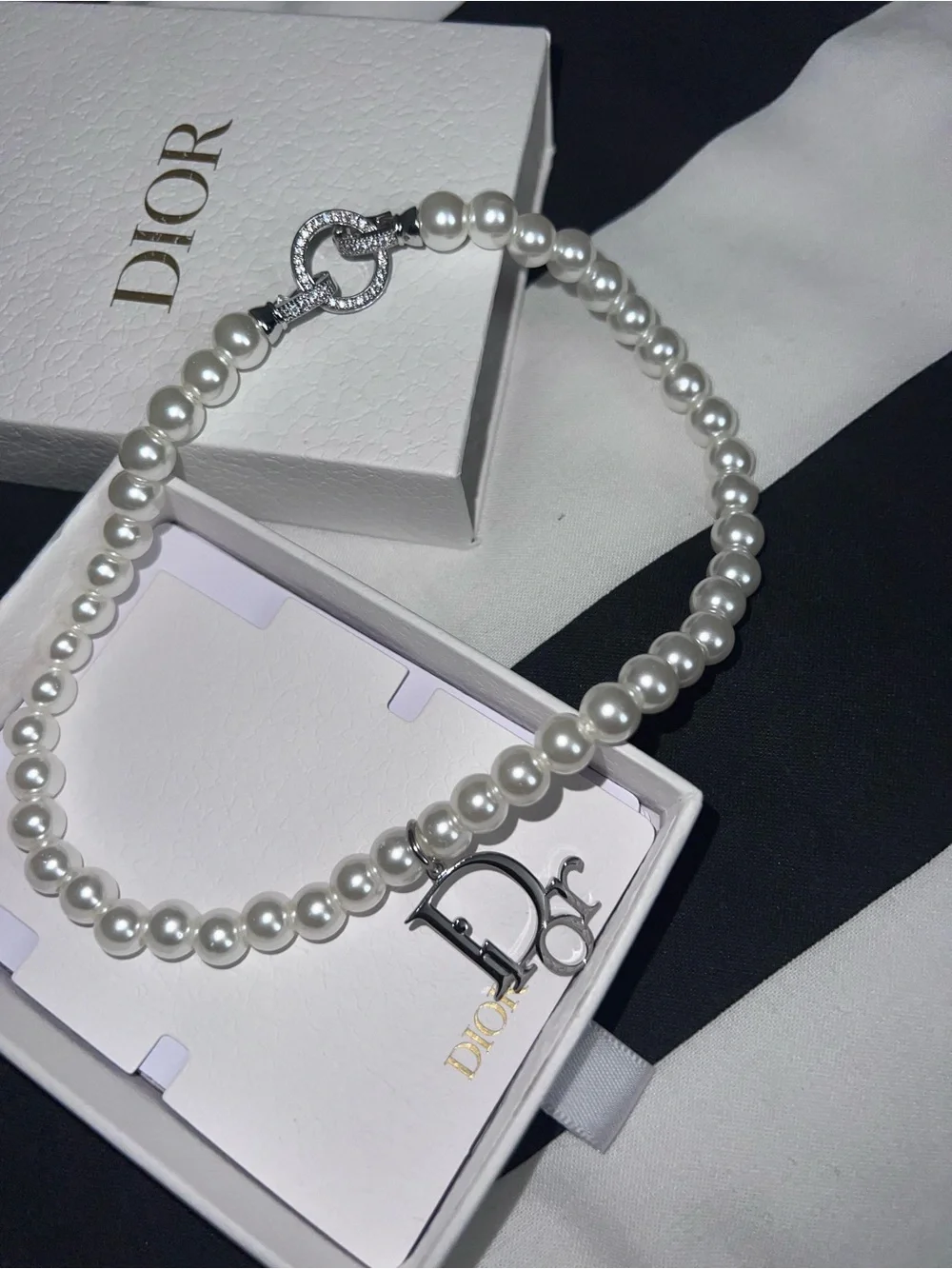 Silver Dior Charm pearl choker necklace - Picture 1 of 2